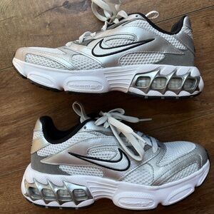 Nike Zoom Women's Shoes, like new, white/silver, size 7